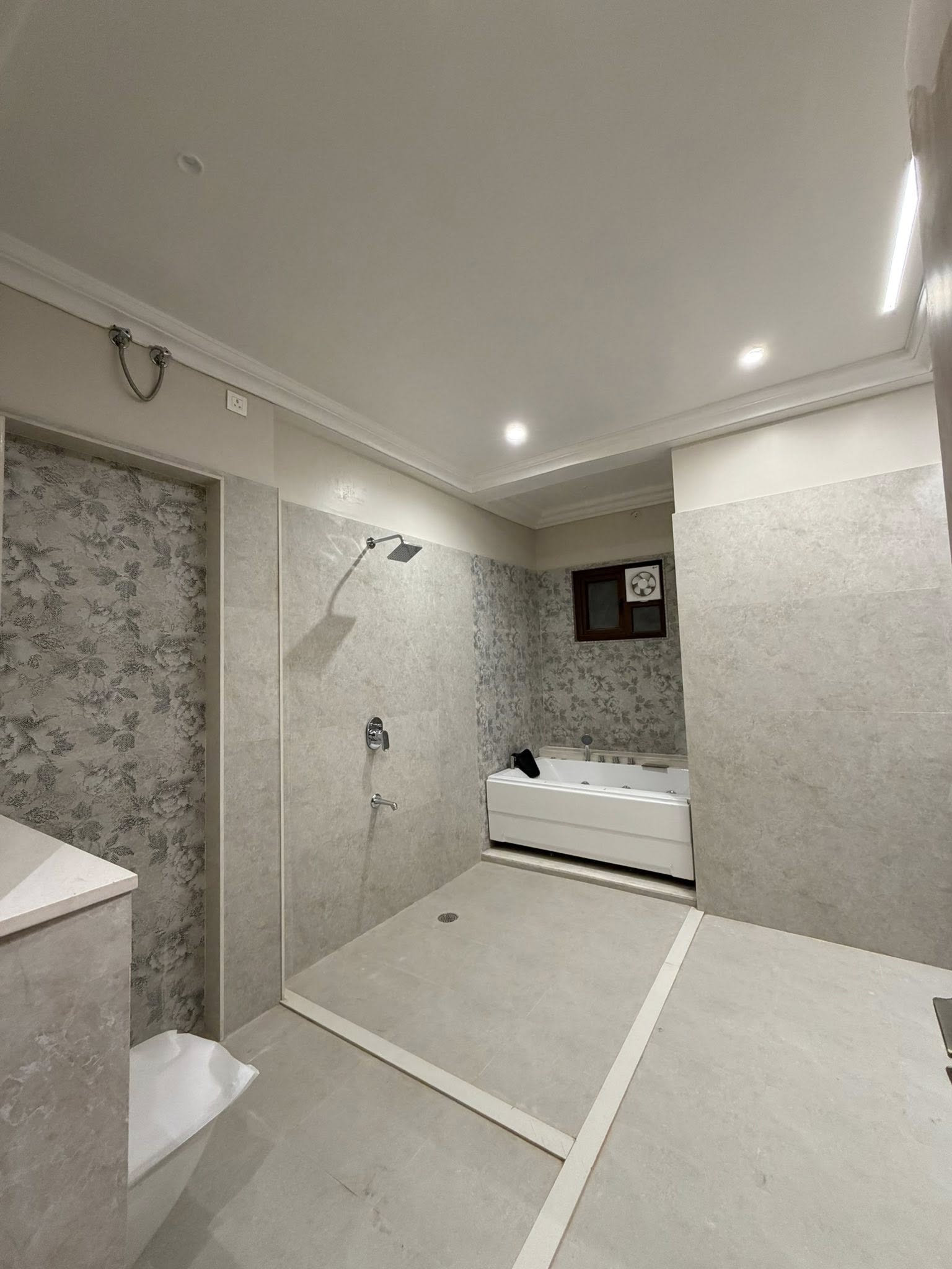 574572396_1235574861922918_8200956830817202607_n